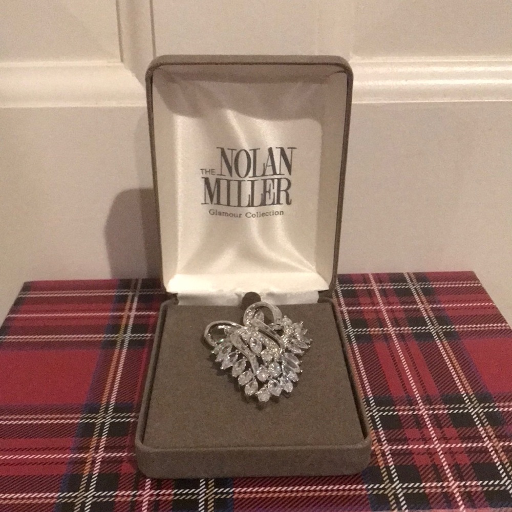 Nolan Miller Infallible Navette Bow Pin